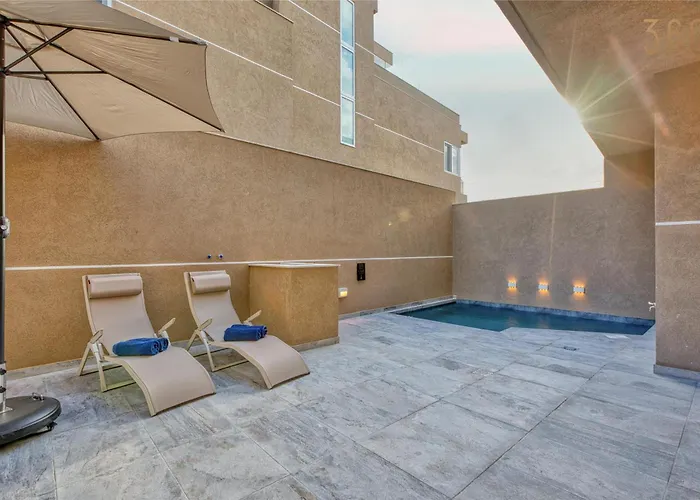 The Pender Lux Hub - 4Br Villas With Pool, Wifi & Ac By 360 Estates